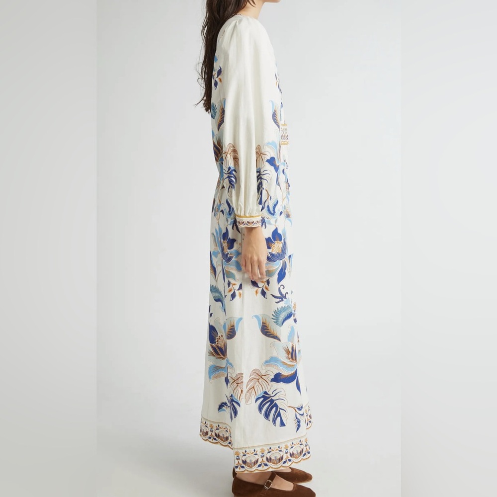 NWOT Sold Out FARM Rio Mystic Blue Lotus Maxi Dress Blue White Beige - Picture 3 of 13